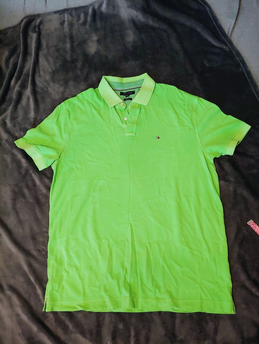 TOMMY HILFIGER * BRIGHT GREEN POLO * SIZE 2XL * COLLARED * BUTTONS